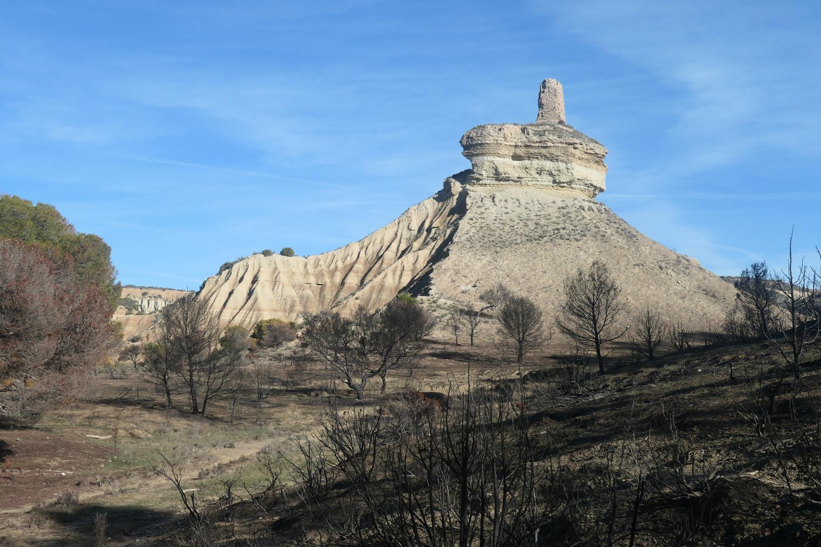 Formación rocosa junto a las ruinas del castillo de Peñaflor, en las Bardenas Reales