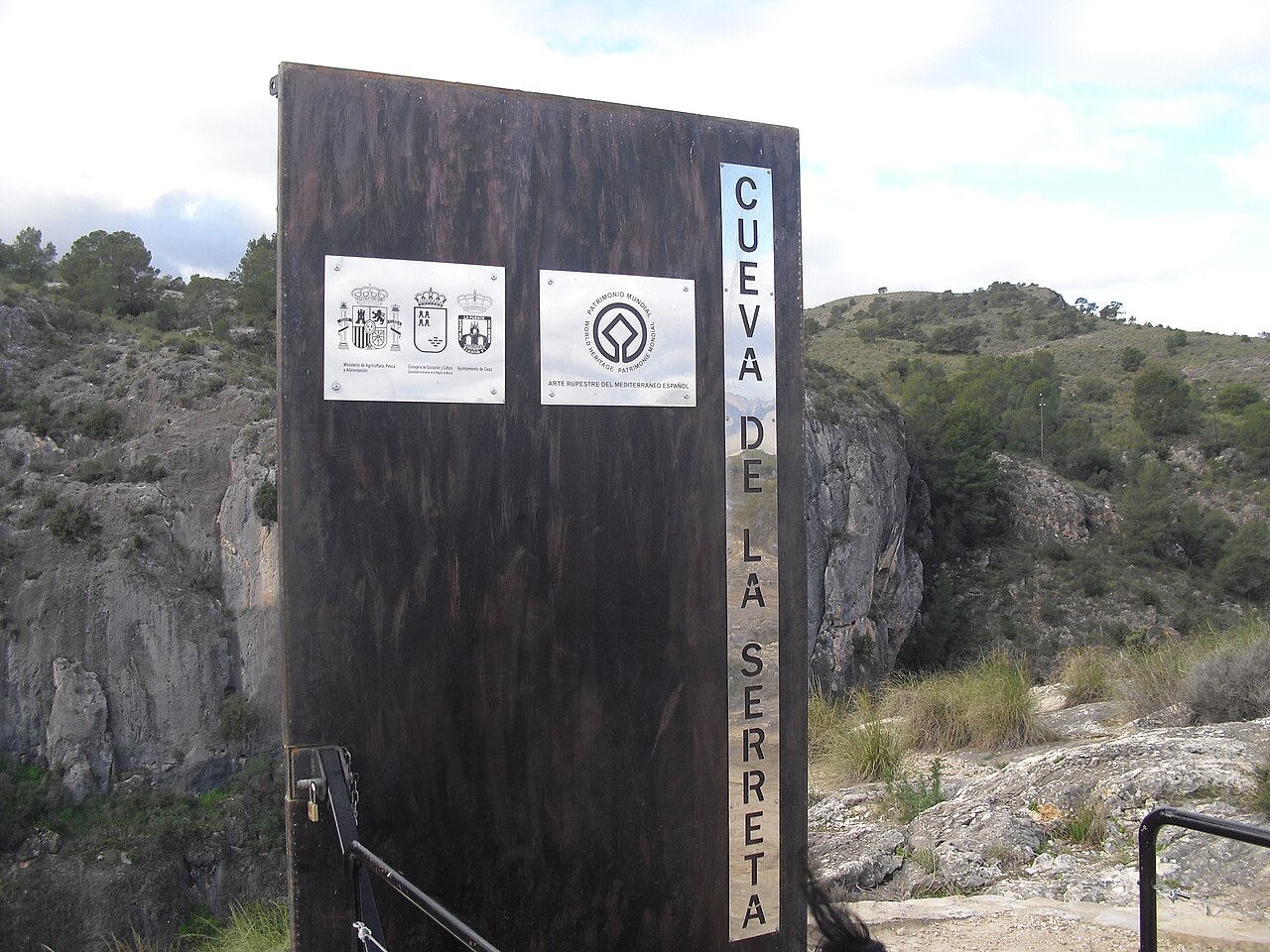 La Serreta y los acantilados del Cañón de Almadenes, Cieza, Murcia