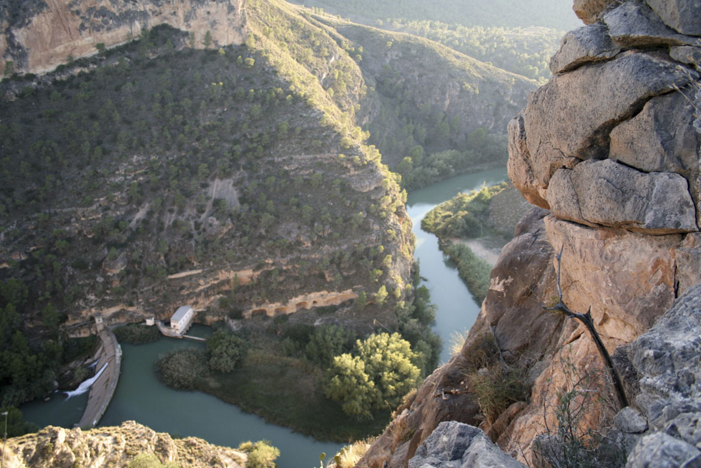 Presa de la Mulata en el Cañón de Almadenes, río Segura, Cieza, Murcia