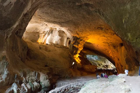 Cueva de Zugarramurdi, caverna de las brujas en Navarra