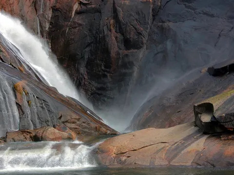 Fervenza do Ézaro, la única cascada de Europa que cae directamente al mar, Costa da Morte, A Coruña, Galicia