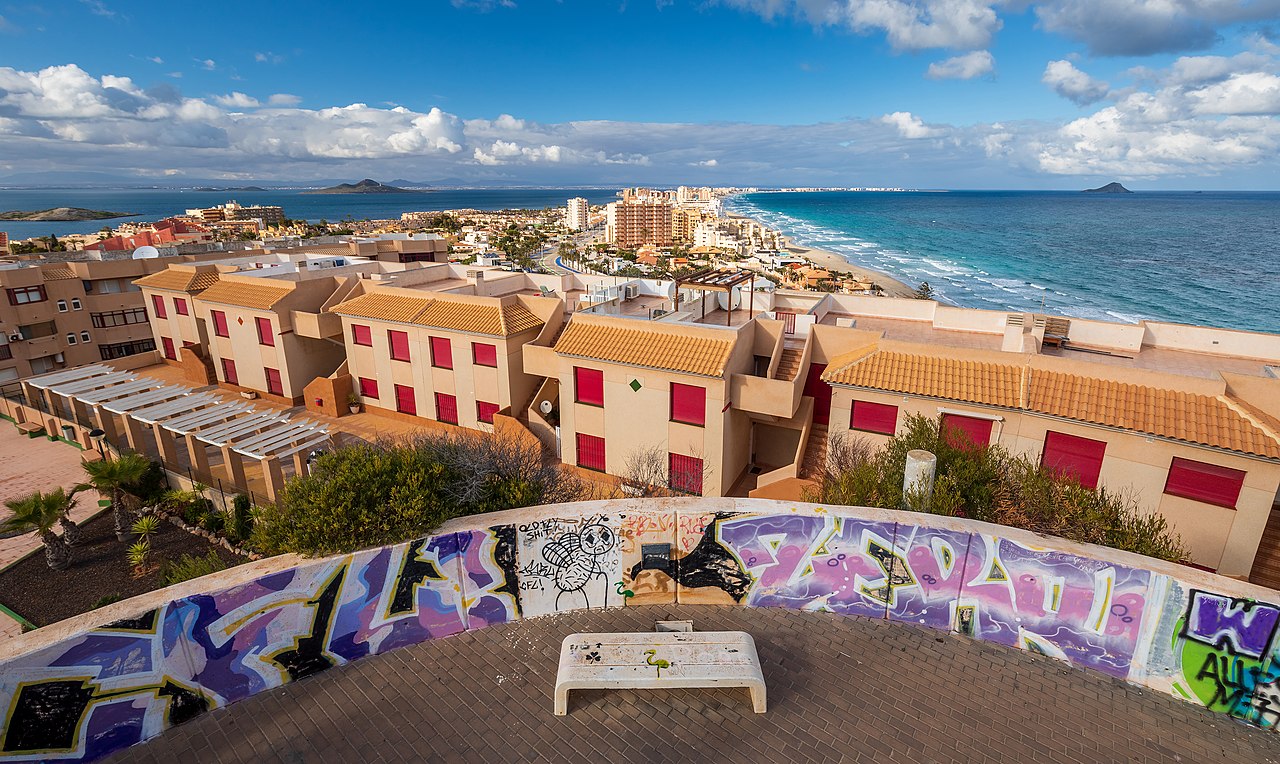 Vista norte desde el Mirador de Monte Blanco en La Manga del Mar Menor, Murcia