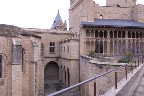 Palacio Real de Olite, castillo medieval en Navarra