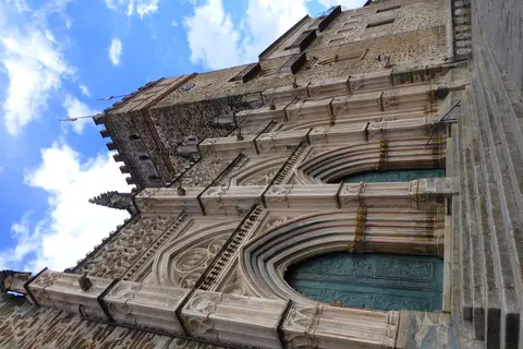Real Monasterio de Santa María de Guadalupe, Patrimonio de la Humanidad en la sierra de las Villuercas, Cáceres, Extremadura
