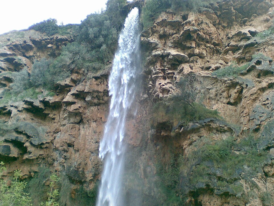 Cascada del Salto de la Novia, Navajas (Castellón) — vista de la caída de agua