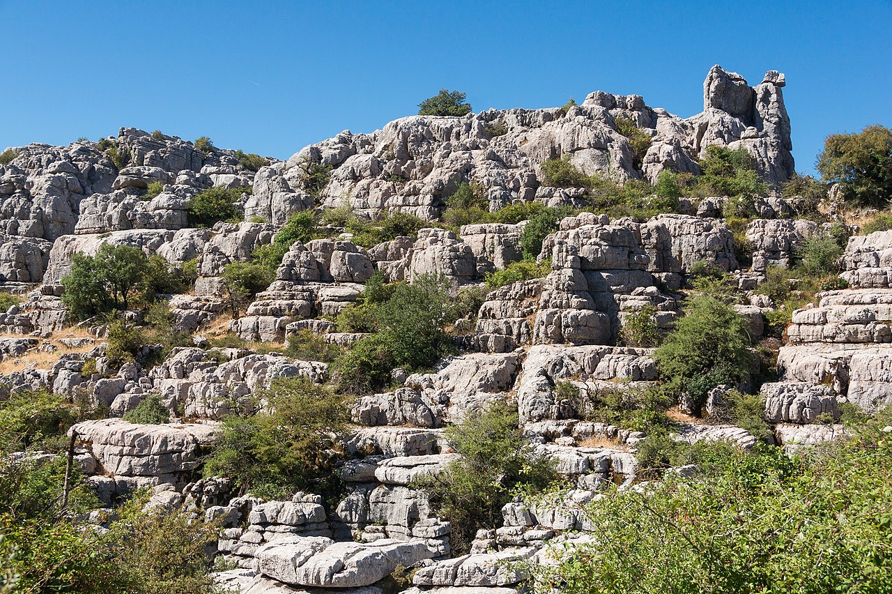 Formaciones rocosas únicas del Torcal de Antequera, Málaga