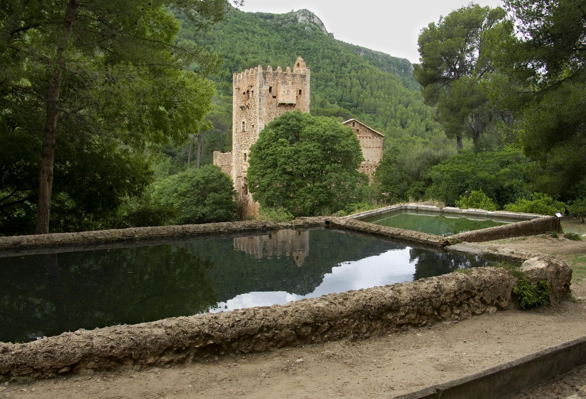 Ruinas del Monasterio de la Murta del siglo XIV, Alzira, Valencia