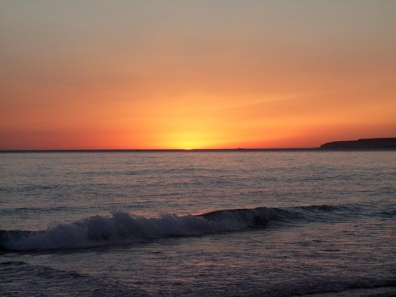 Puesta de sol atlántica desde la playa de Zahara de los Atunes, Cádiz